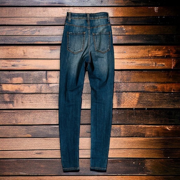 Fashion Nova High Rise Skinny Jeans | Size 1 | NWOT | Distressed Denim - Picture 6 of 12